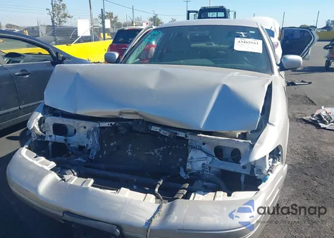 2004 Mercury Grand Marquis Gs z USA, uszkodzony, nr VIN 2MEFM74W24X601454